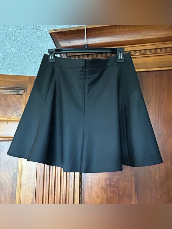 BCBGMaxAzria Dresses & Skirts - BCBGMaxAzria Black Mini Skirt, Size S